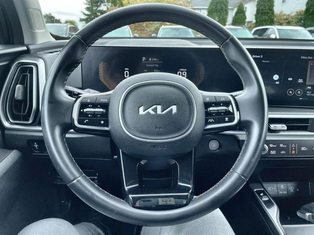 used 2024 Kia Sorento car, priced at $29,984