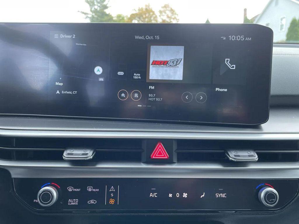 used 2024 Kia Sorento car, priced at $29,984