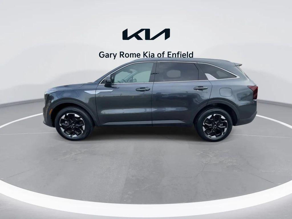used 2024 Kia Sorento car, priced at $29,984