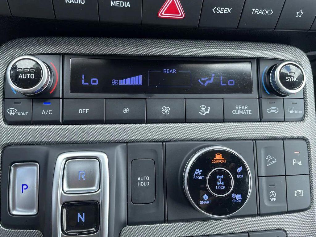 used 2024 Hyundai Palisade car, priced at $38,984
