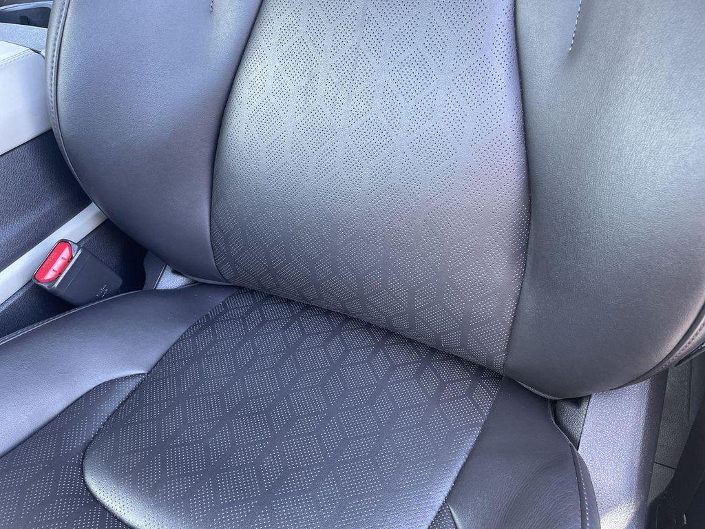 used 2024 Kia Carnival car, priced at $29,893