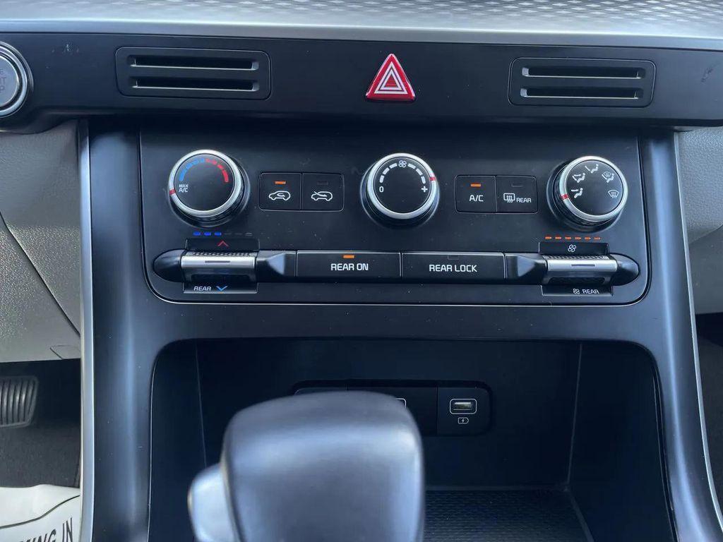 used 2024 Kia Carnival car, priced at $29,893