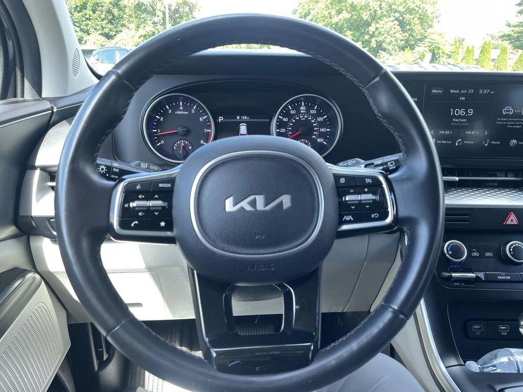 used 2024 Kia Carnival car, priced at $29,893