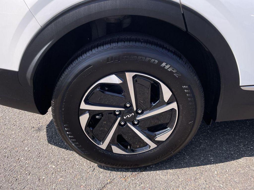 used 2024 Kia Sportage Hybrid car, priced at $28,984