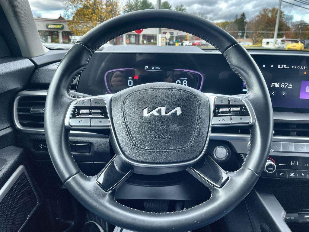 used 2023 Kia Telluride car, priced at $33,883