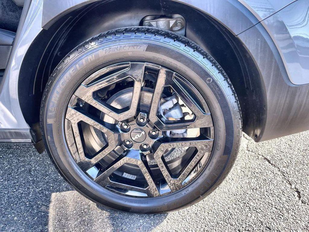 used 2024 Kia Telluride car, priced at $40,574