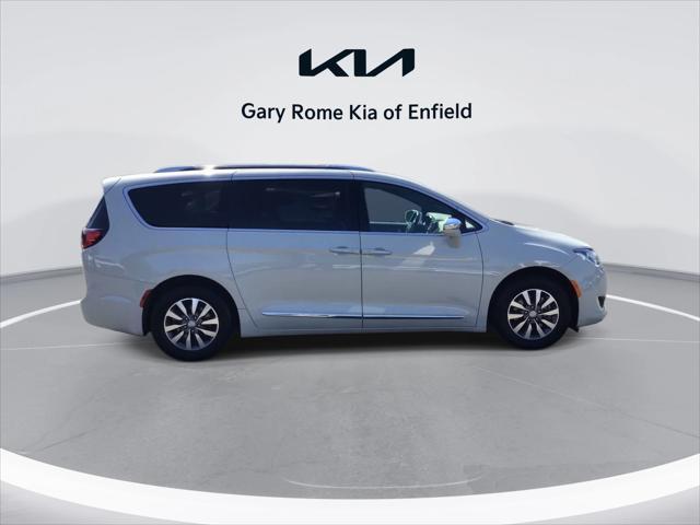 used 2020 Chrysler Pacifica Hybrid car, priced at $30,363