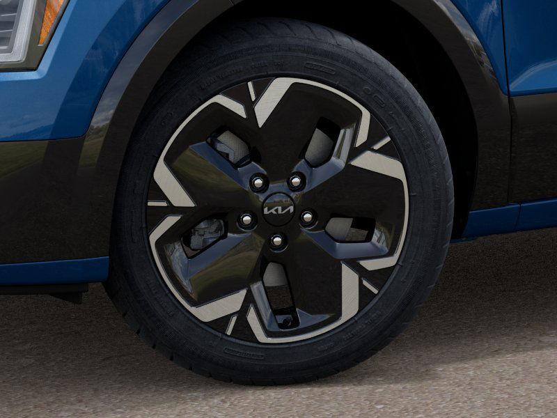 new 2025 Kia Niro EV car, priced at $42,705