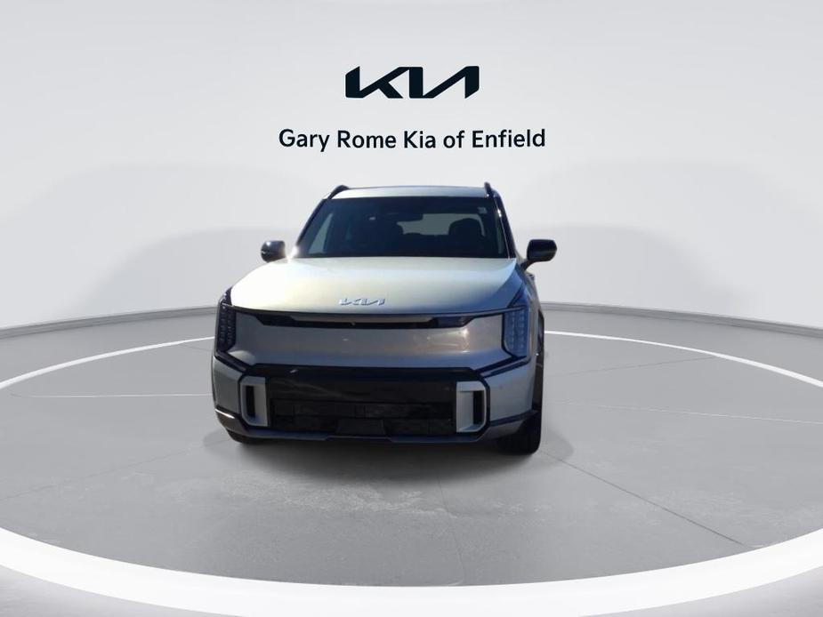 new 2024 Kia EV9 car, priced at $76,115