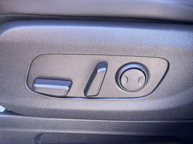 used 2022 Kia Carnival car, priced at $29,582