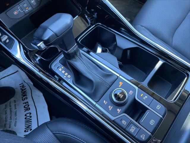 used 2024 Kia Sorento car, priced at $40,465