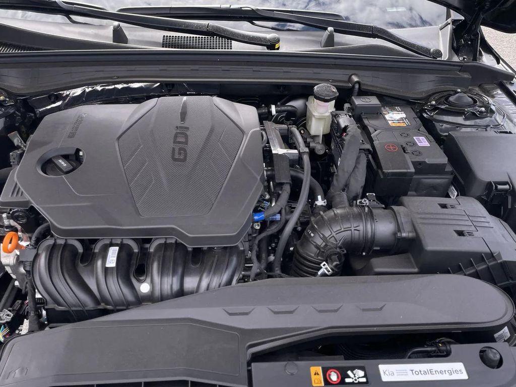 new 2025 Kia K5 car, priced at $28,550