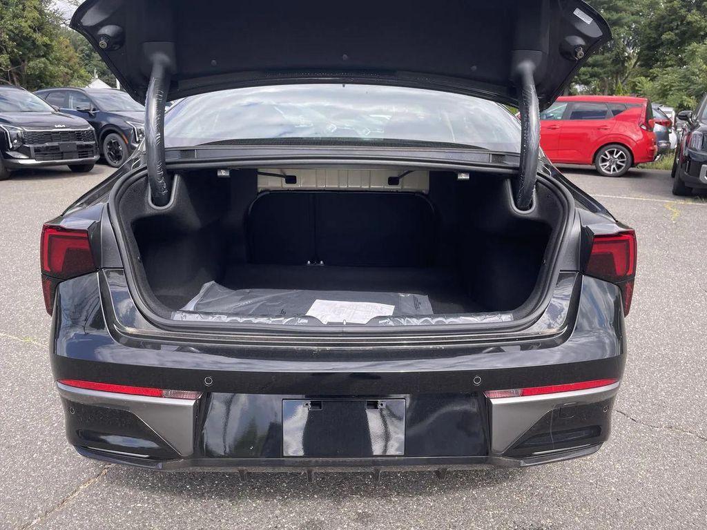 new 2025 Kia K5 car, priced at $28,550