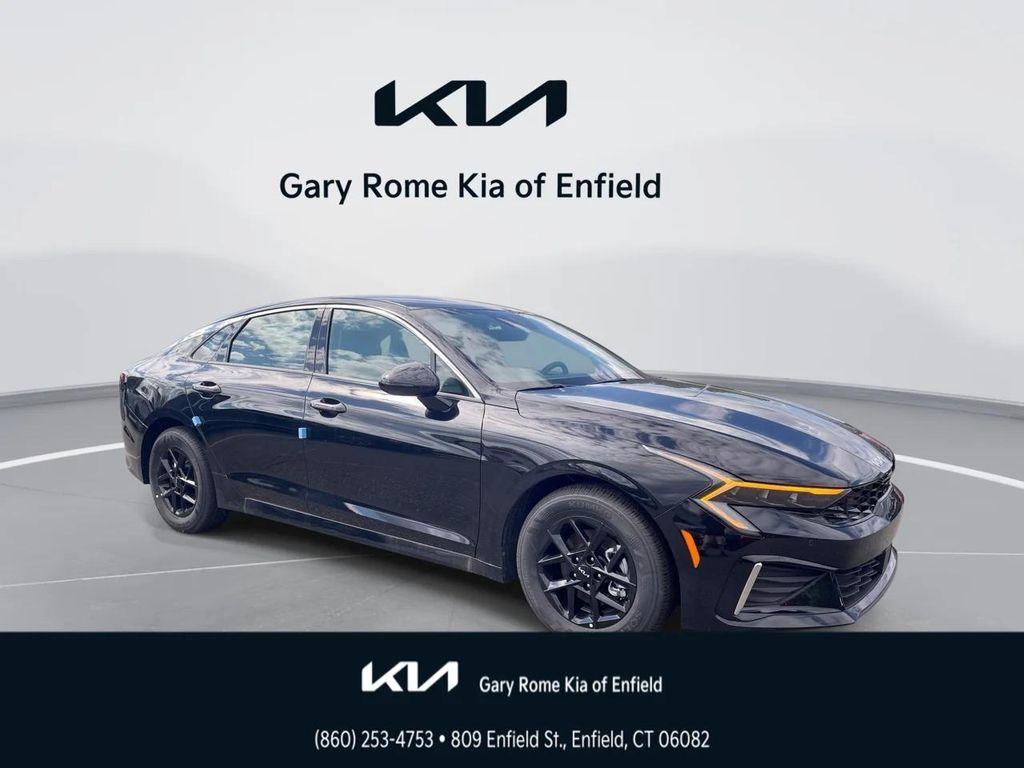 new 2025 Kia K5 car, priced at $28,550