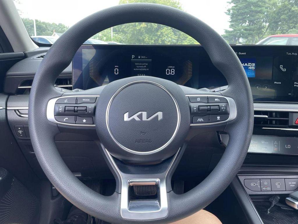 new 2025 Kia K5 car, priced at $28,550