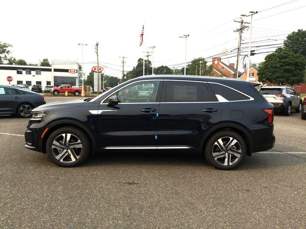 used 2023 Kia Sorento Hybrid car, priced at $29,983