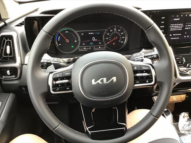 used 2023 Kia Sorento Hybrid car