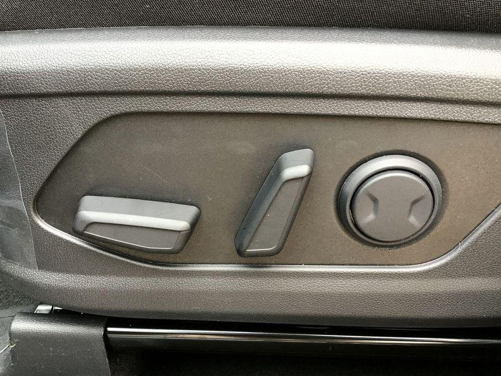used 2023 Kia Sorento Hybrid car, priced at $29,983