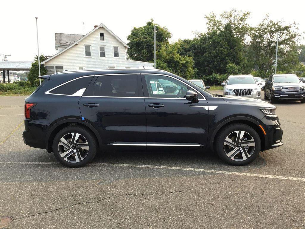 used 2023 Kia Sorento Hybrid car, priced at $29,983
