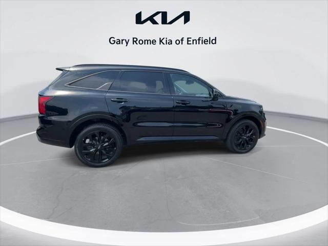 used 2022 Kia Sorento car, priced at $26,982