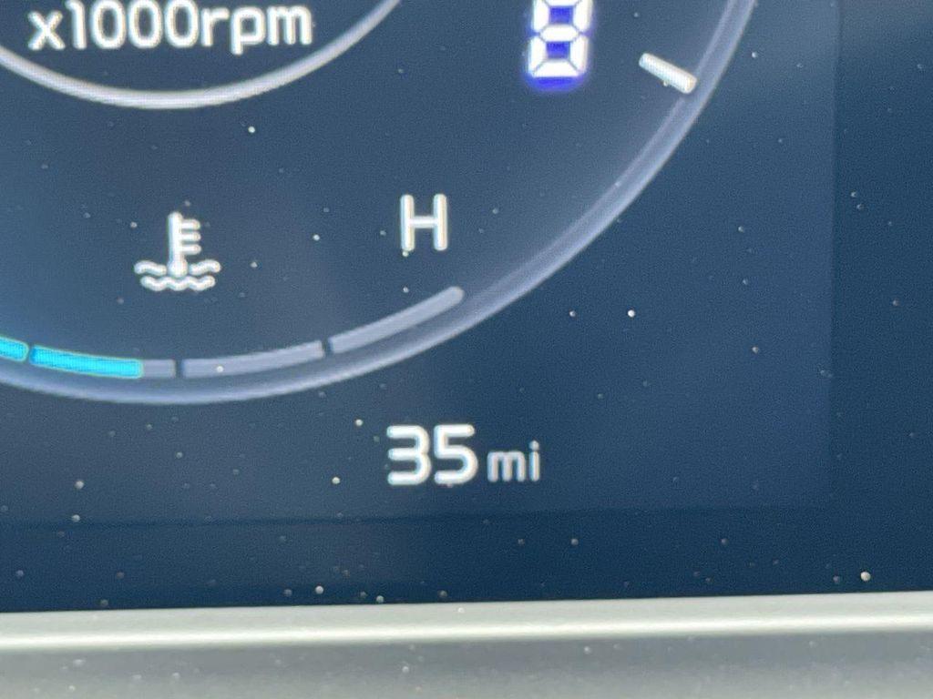 new 2025 Kia Seltos car, priced at $30,775