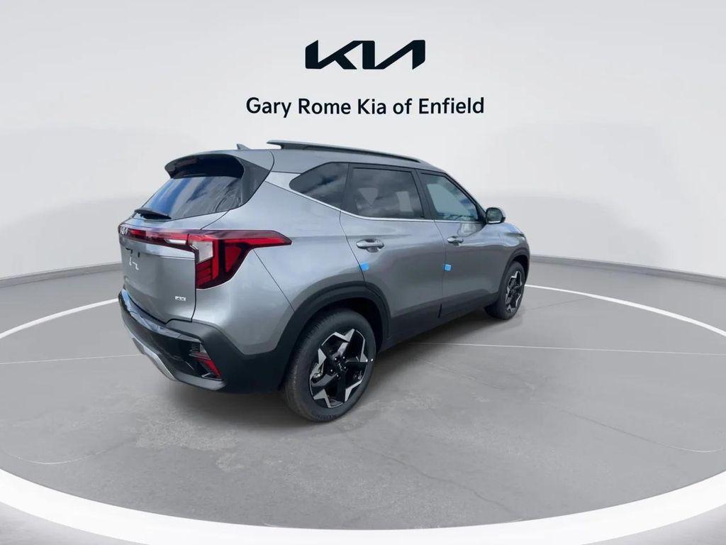 new 2025 Kia Seltos car, priced at $30,775