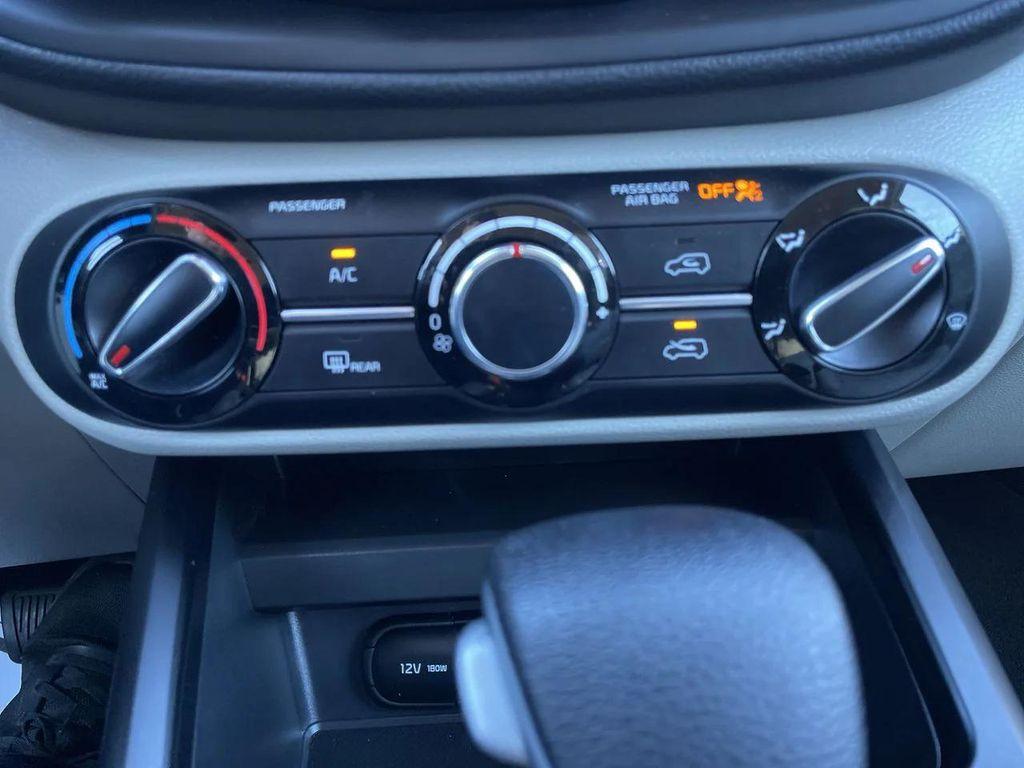 used 2023 Kia Soul car, priced at $18,212