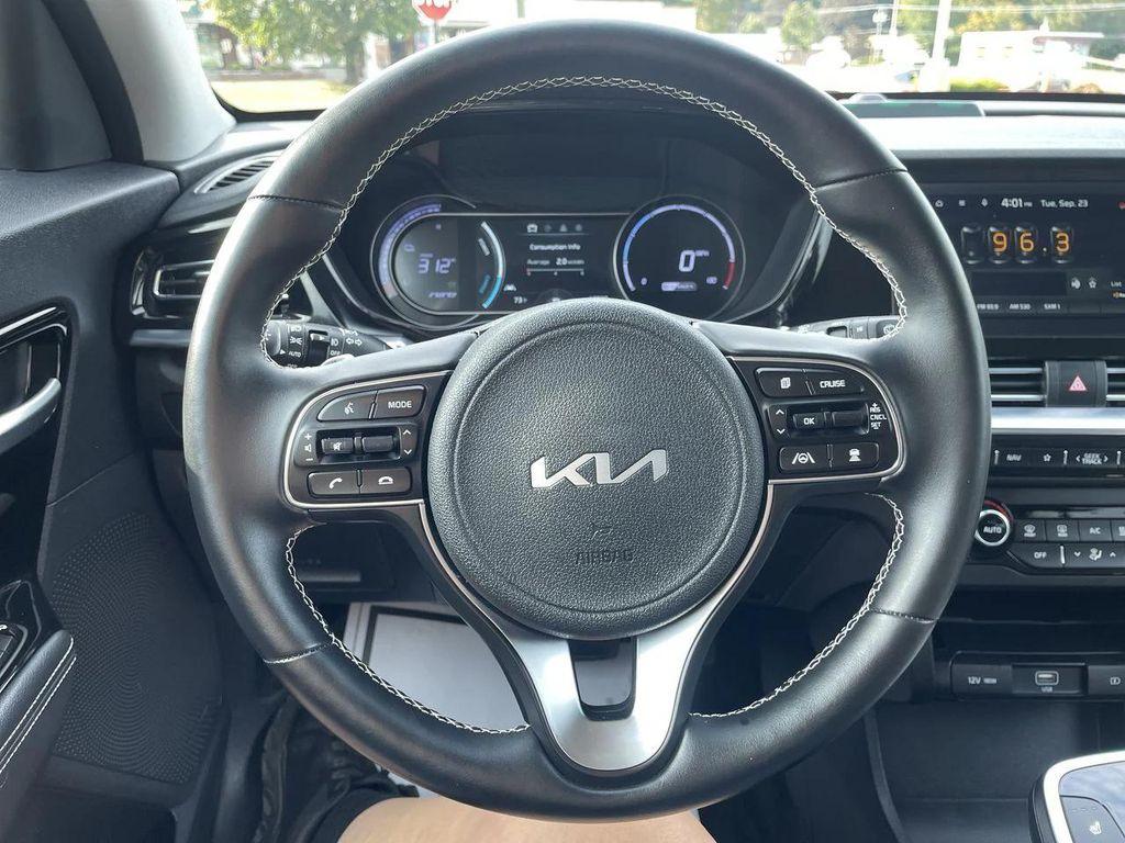 used 2022 Kia Niro EV car, priced at $22,780