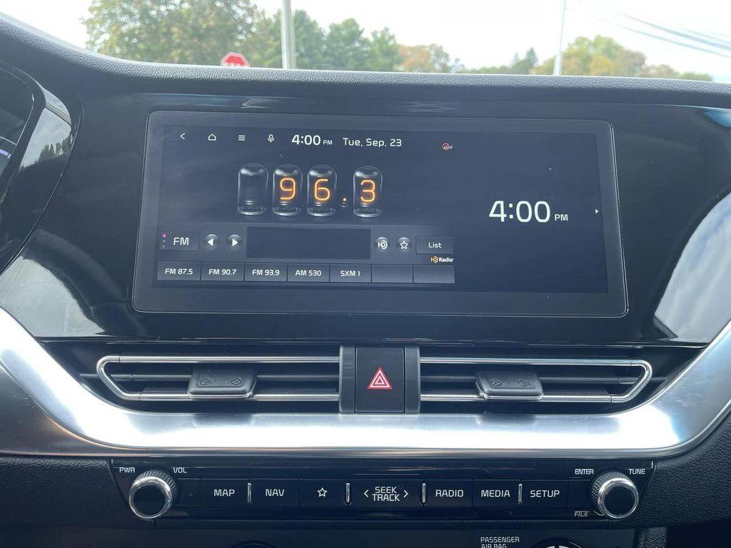 used 2022 Kia Niro EV car, priced at $22,780