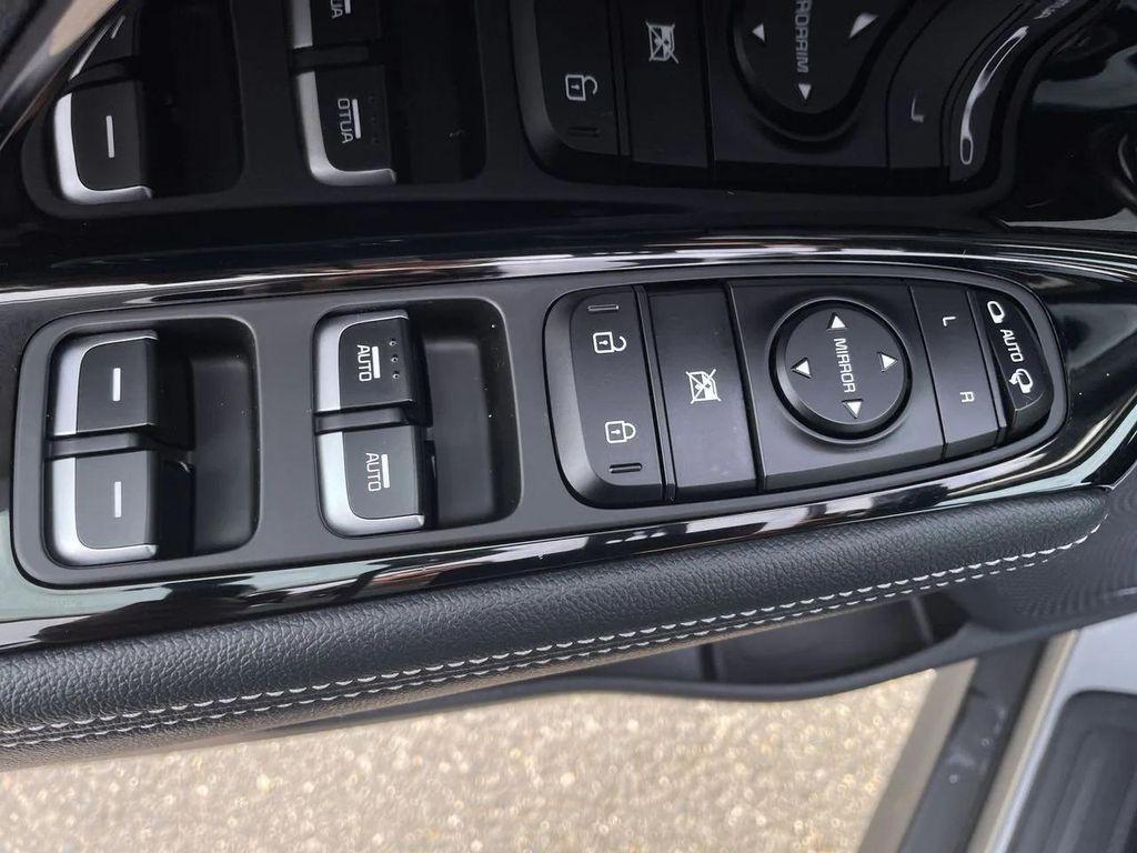 used 2022 Kia Niro EV car, priced at $22,780