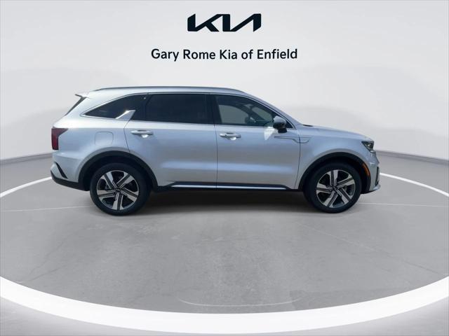 used 2022 Kia Sorento Plug-In Hybrid car, priced at $36,982