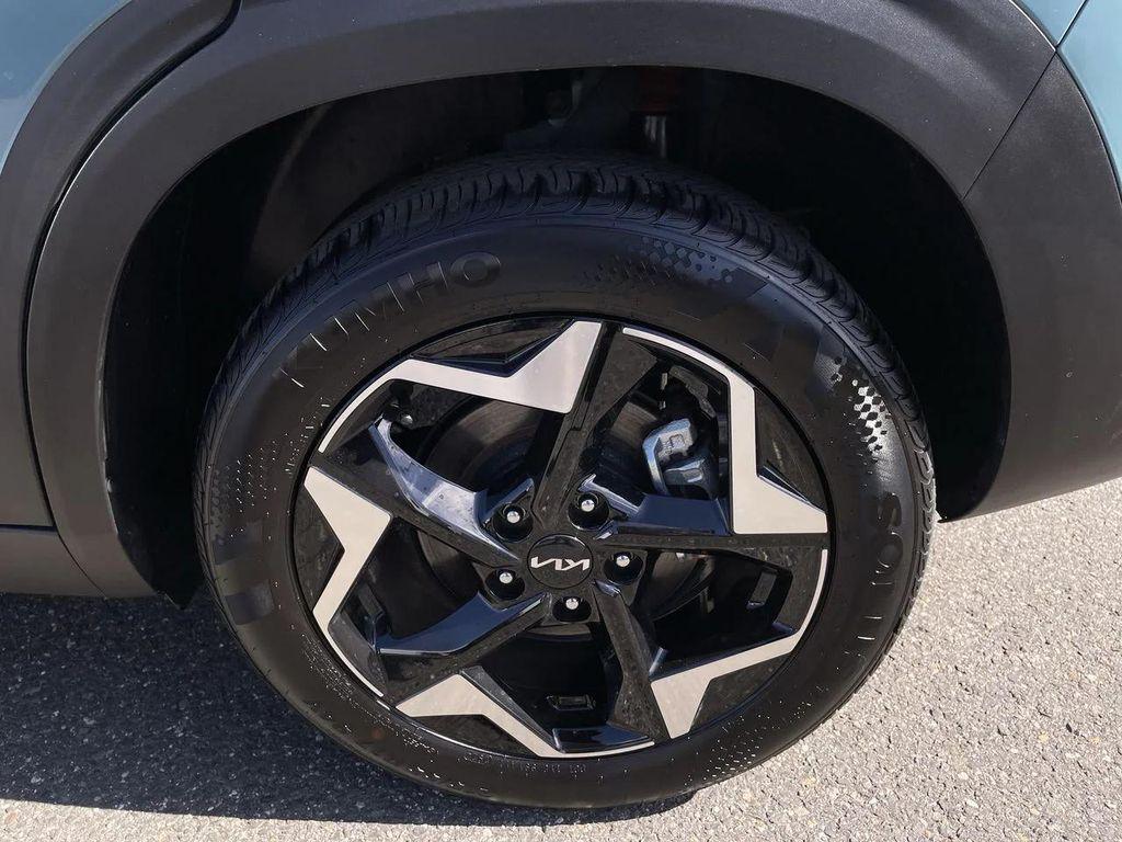 used 2025 Kia Seltos car, priced at $26,517