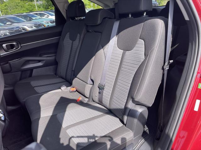 used 2022 Kia Sorento car, priced at $24,982