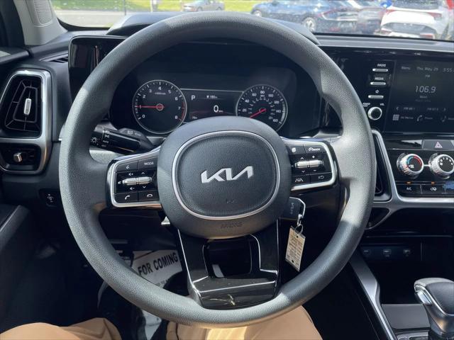 used 2022 Kia Sorento car, priced at $24,982