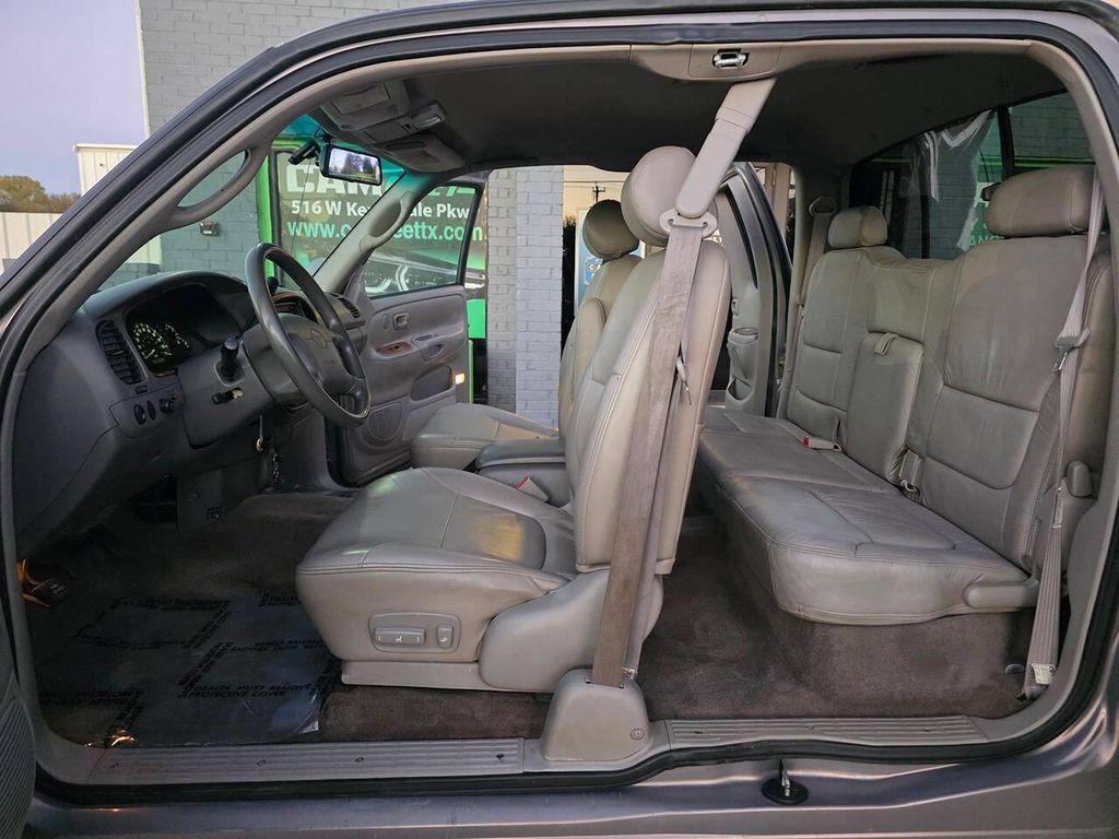 used 2000 Toyota Tundra car, priced at $11,998