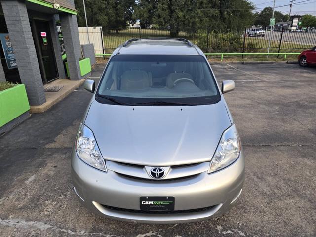 used 2007 Toyota Sienna car, priced at $10,498