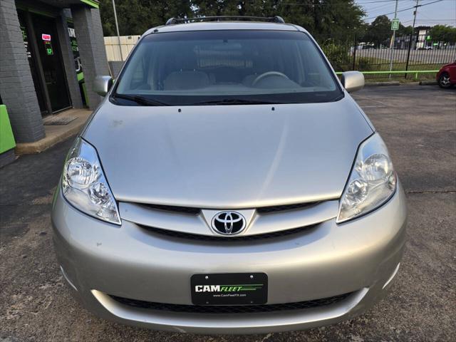 used 2007 Toyota Sienna car, priced at $10,498