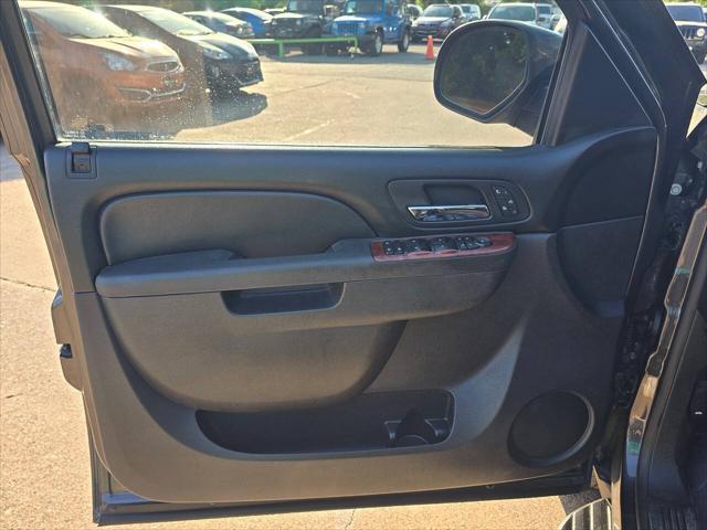 used 2011 Chevrolet Avalanche car, priced at $11,998