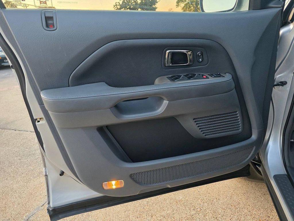 used 2006 Honda Pilot car, priced at $7,699