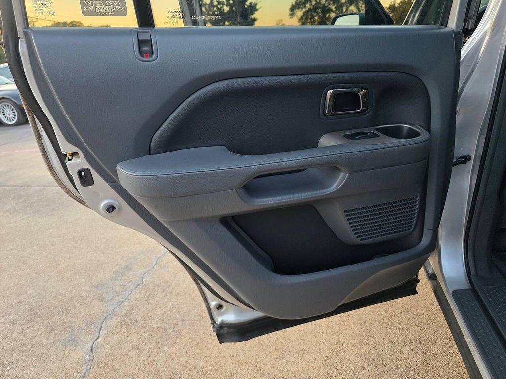 used 2006 Honda Pilot car, priced at $7,699