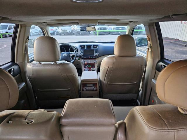 used 2012 Toyota Highlander car, priced at $11,499