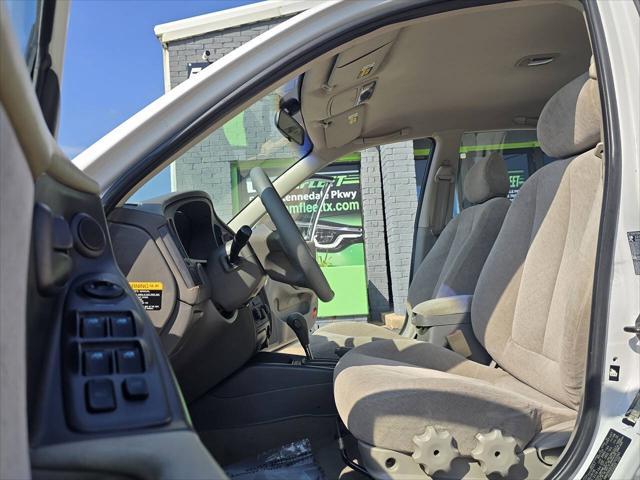 used 2006 Hyundai Elantra car, priced at $7,699