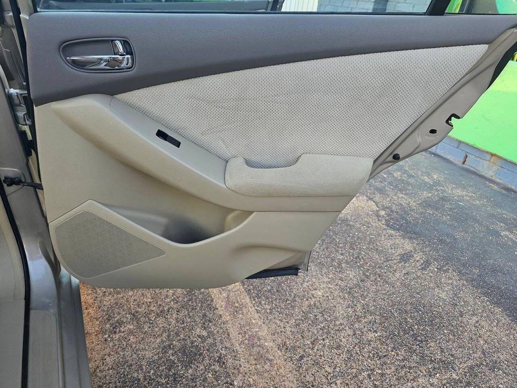 used 2009 Nissan Altima car, priced at $7,299