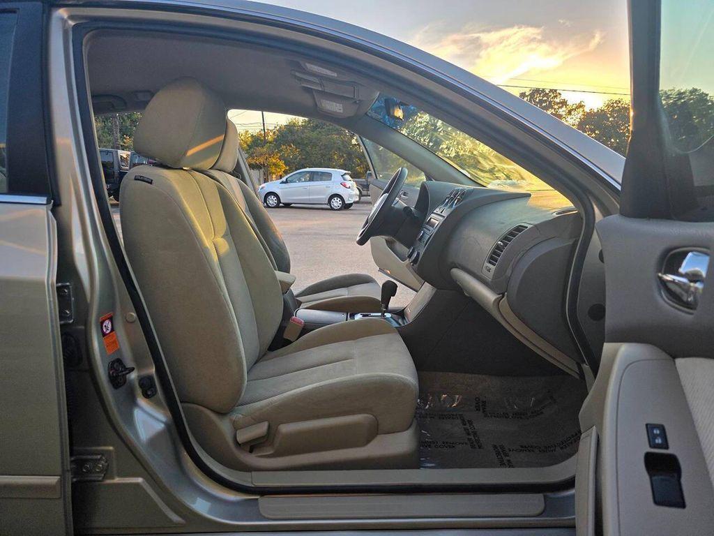 used 2009 Nissan Altima car, priced at $7,299