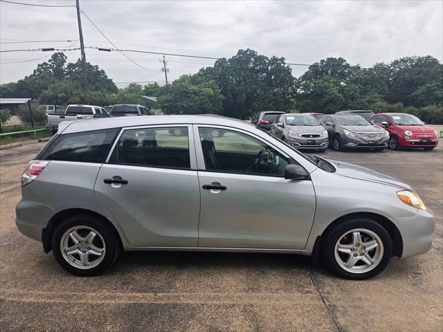 used 2007 Toyota Matrix car, priced at $7,299