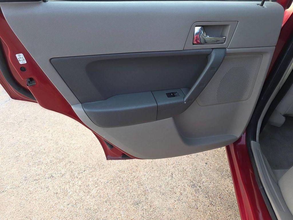 used 2009 Ford Focus car, priced at $6,299