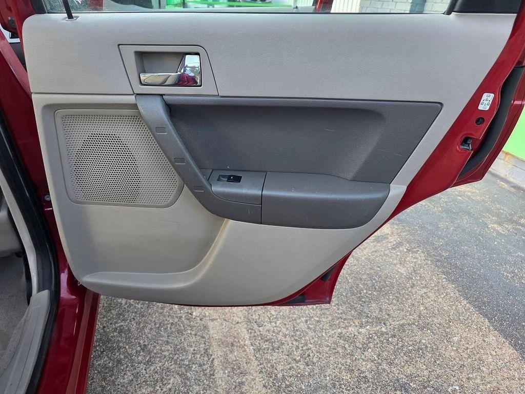 used 2009 Ford Focus car, priced at $6,299