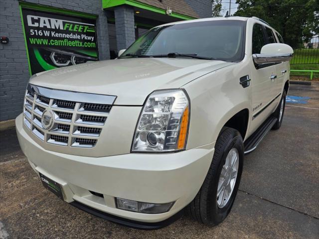 used 2009 Cadillac Escalade car, priced at $16,799