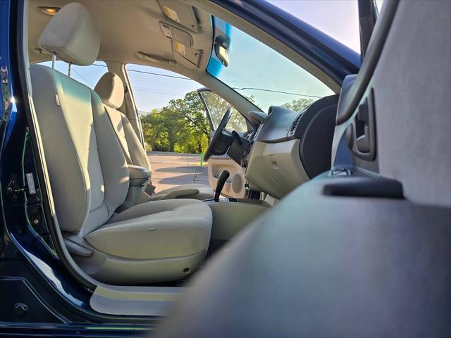 used 2006 Kia Spectra car, priced at $5,998