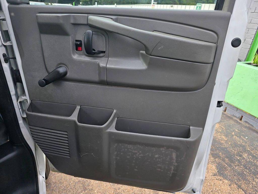 used 2007 Chevrolet Express 1500 car, priced at $9,499